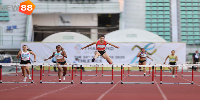 Khoảnh khắc về đ&iacute;ch 400m r&agrave;o nữ
